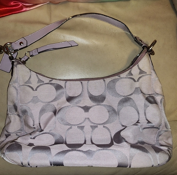 🧿 Lavender Coach Hobo - Picture 2 of 8